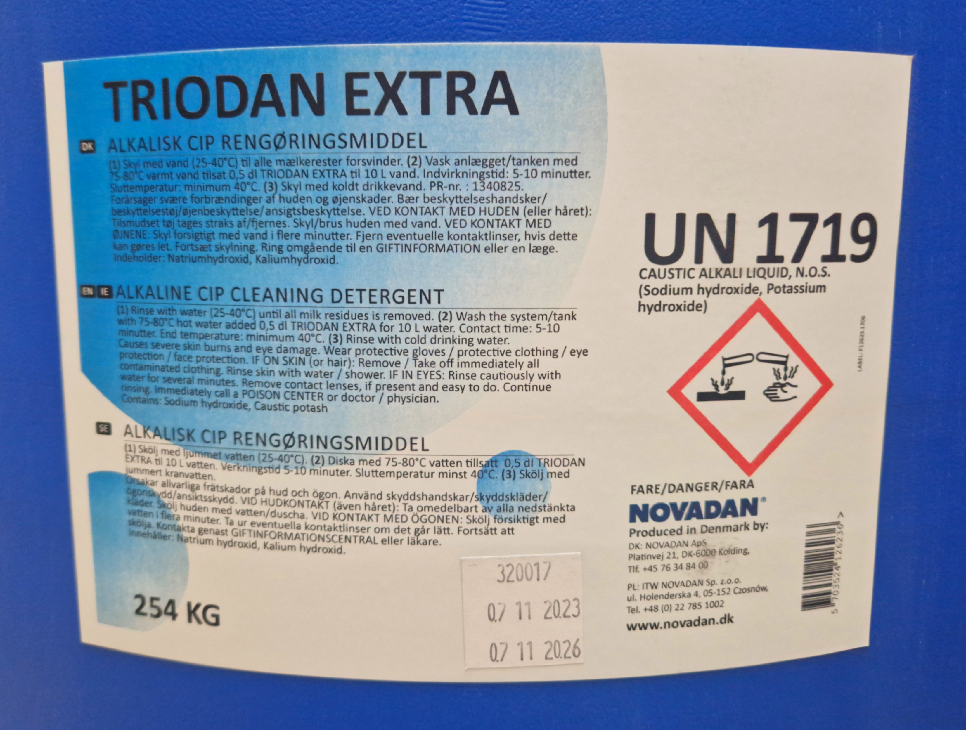 Novadan - Triodan extra alkalisch CIP Reinigungsmittel Melkroboter-2